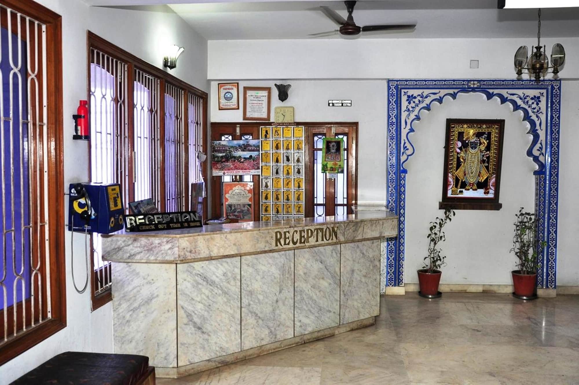 Hotel Vinayakam Udaipur Exterior foto